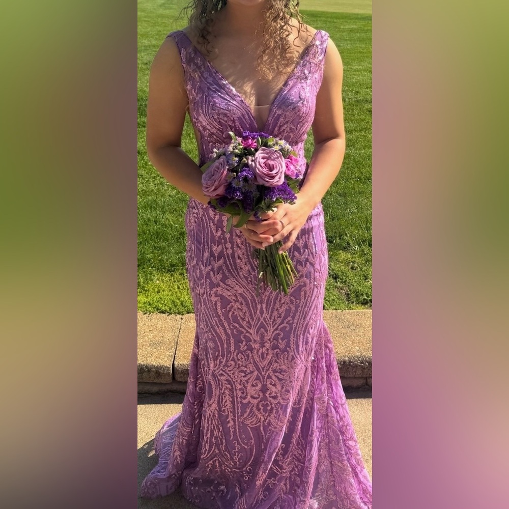 AVA PRESLEY Mermaid sequin prom gown Size 4 - Picture 2 of 7